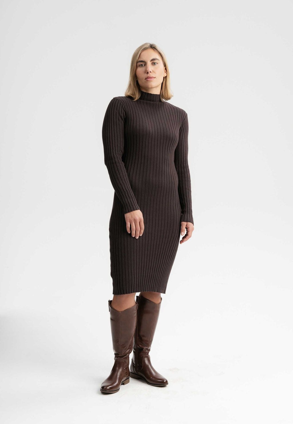 Rippstrikkjole Style SHIVANI