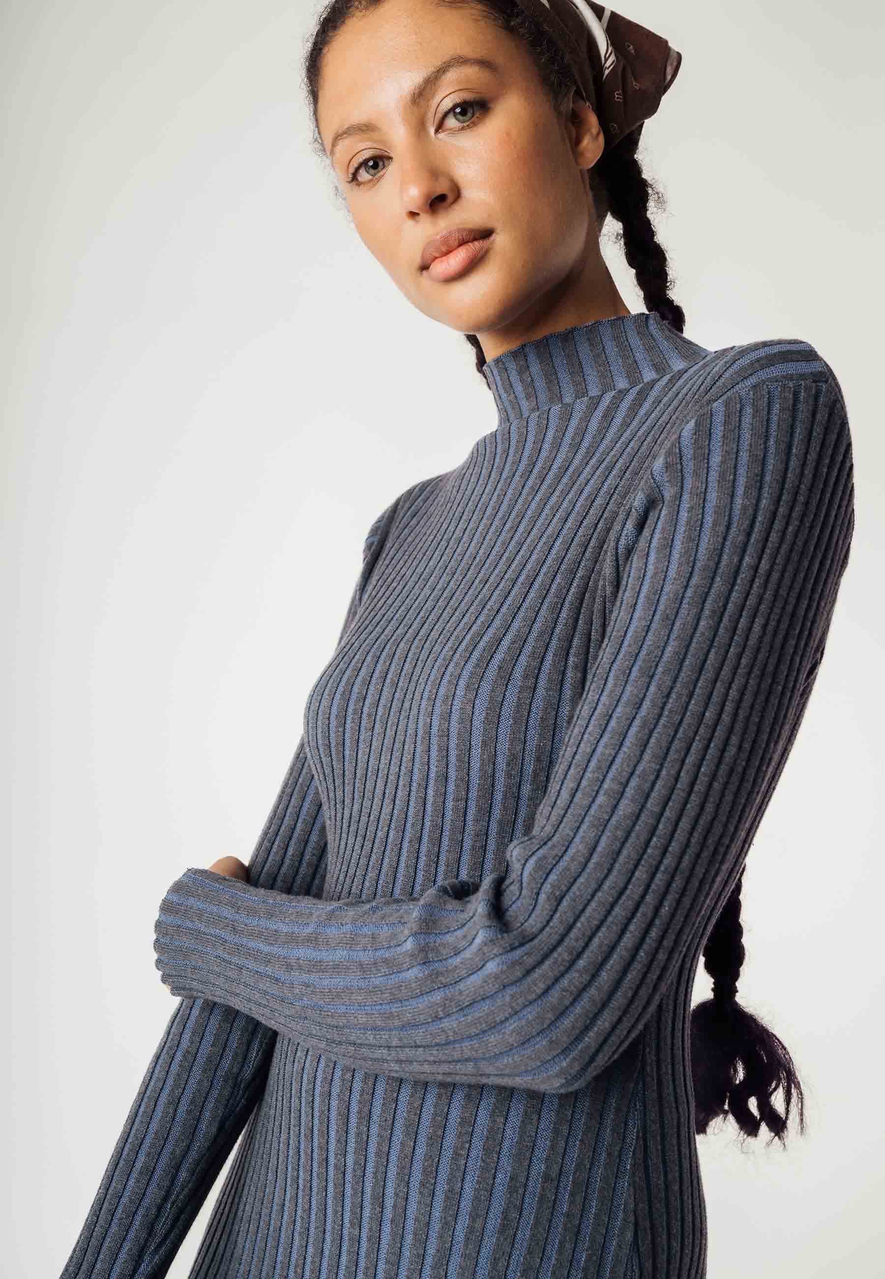 Rippstrikkjole Style SHIVANI